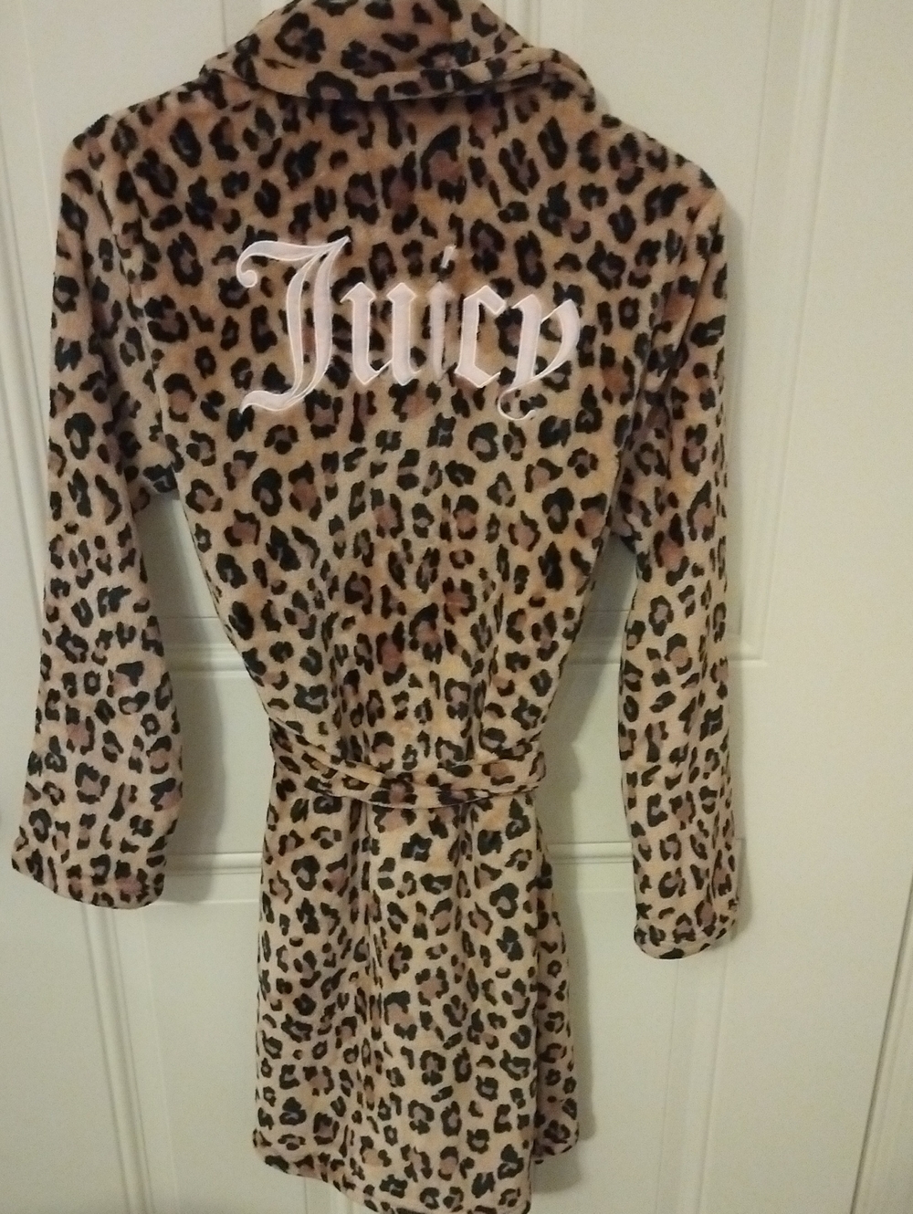 Juicy Couture Leopard Print Plush Shawl Collar Robe - Tan Size S/M - Picture 2 of 4
